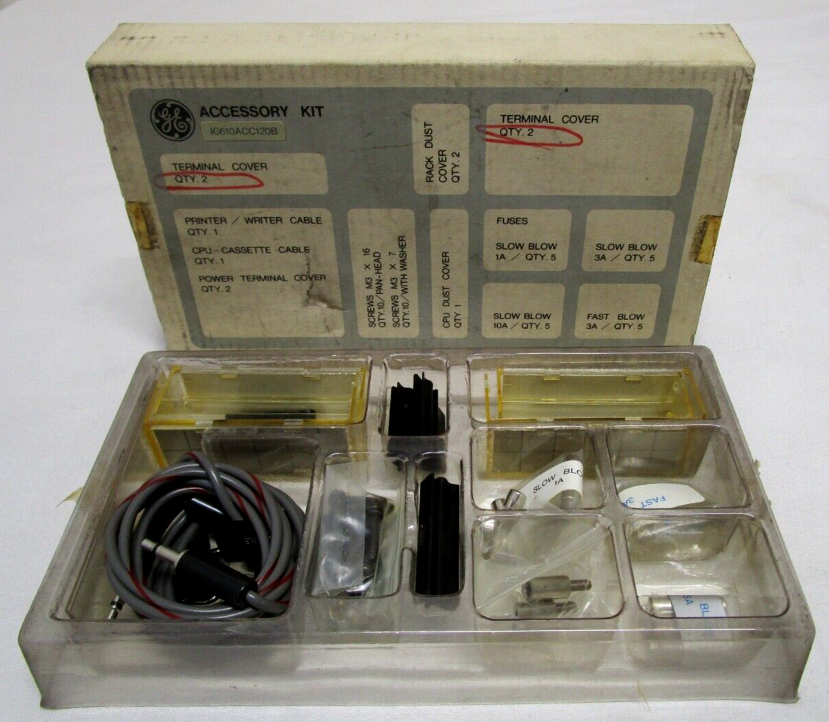 NEW GE FANUC IC610ACC120 ACCESSORY KIT FOR SERIES ONE