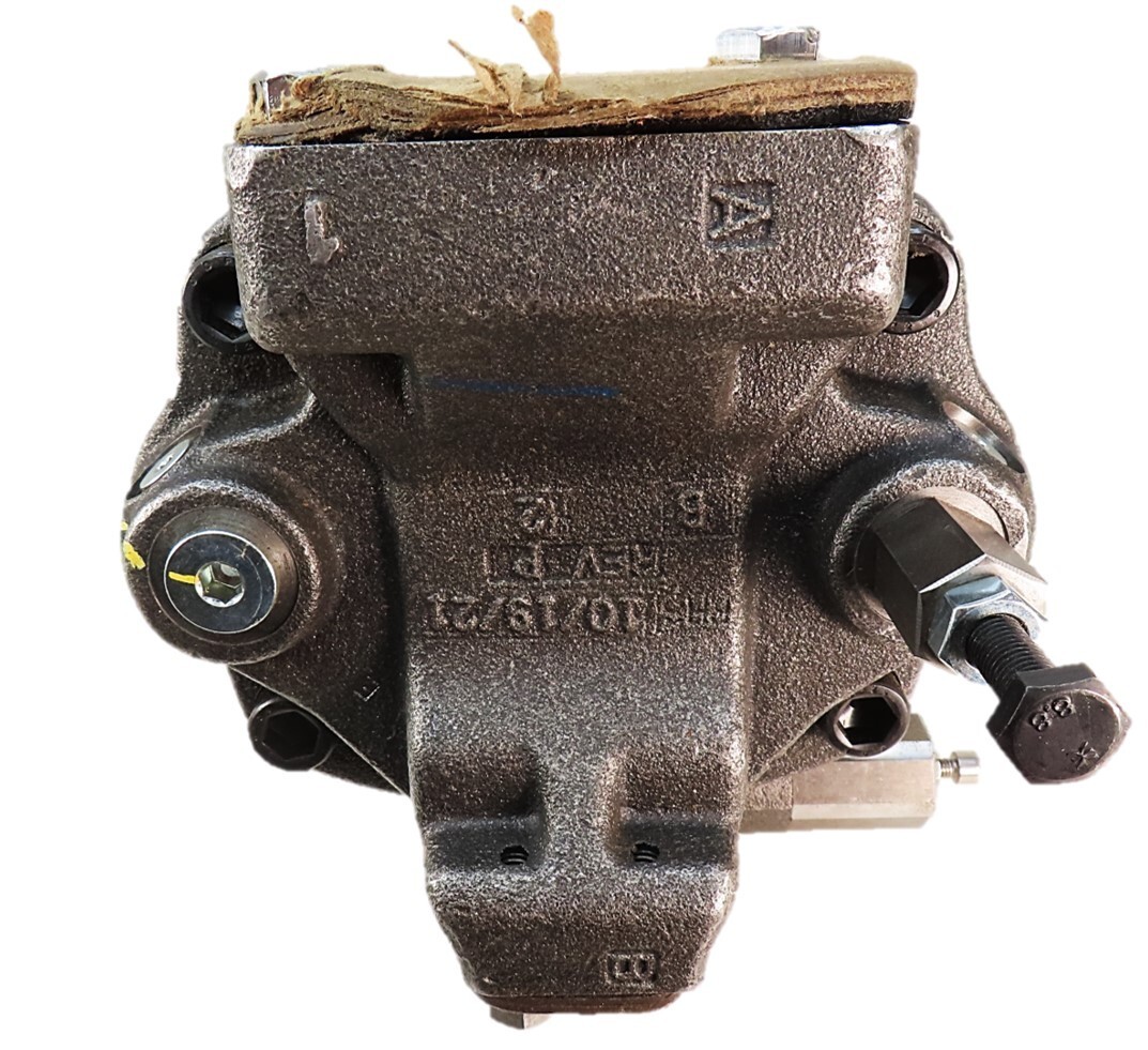 Parker PD060PC02SRS5BC00S1000000 P1/PD Medium Pressure Mobile Piston Pump NEW
