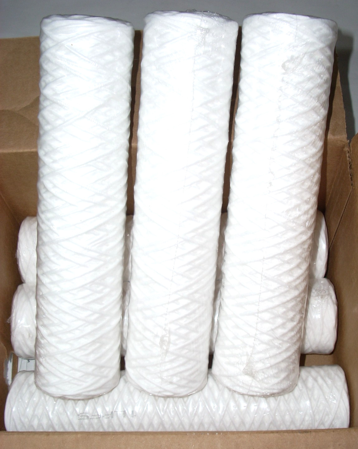 Parker String Wound Water Filter Cartridge 2 7/16″ OD 50 Micron 5 GPM – 6pk
