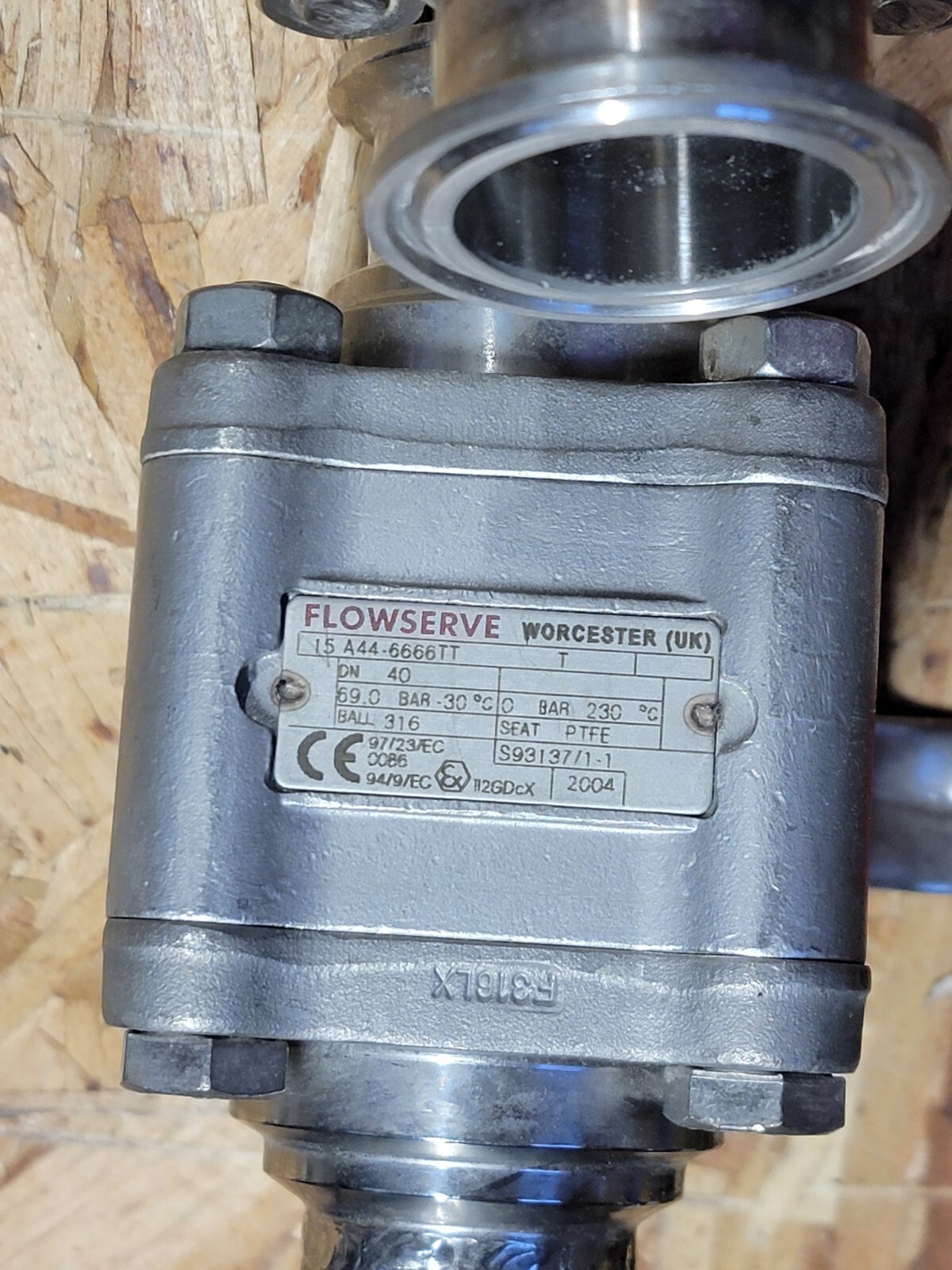 FLOWSERVE WORCESTER (UK)15A44-6666TT 316 SS BALL VALVE NOS FREE SHIPING