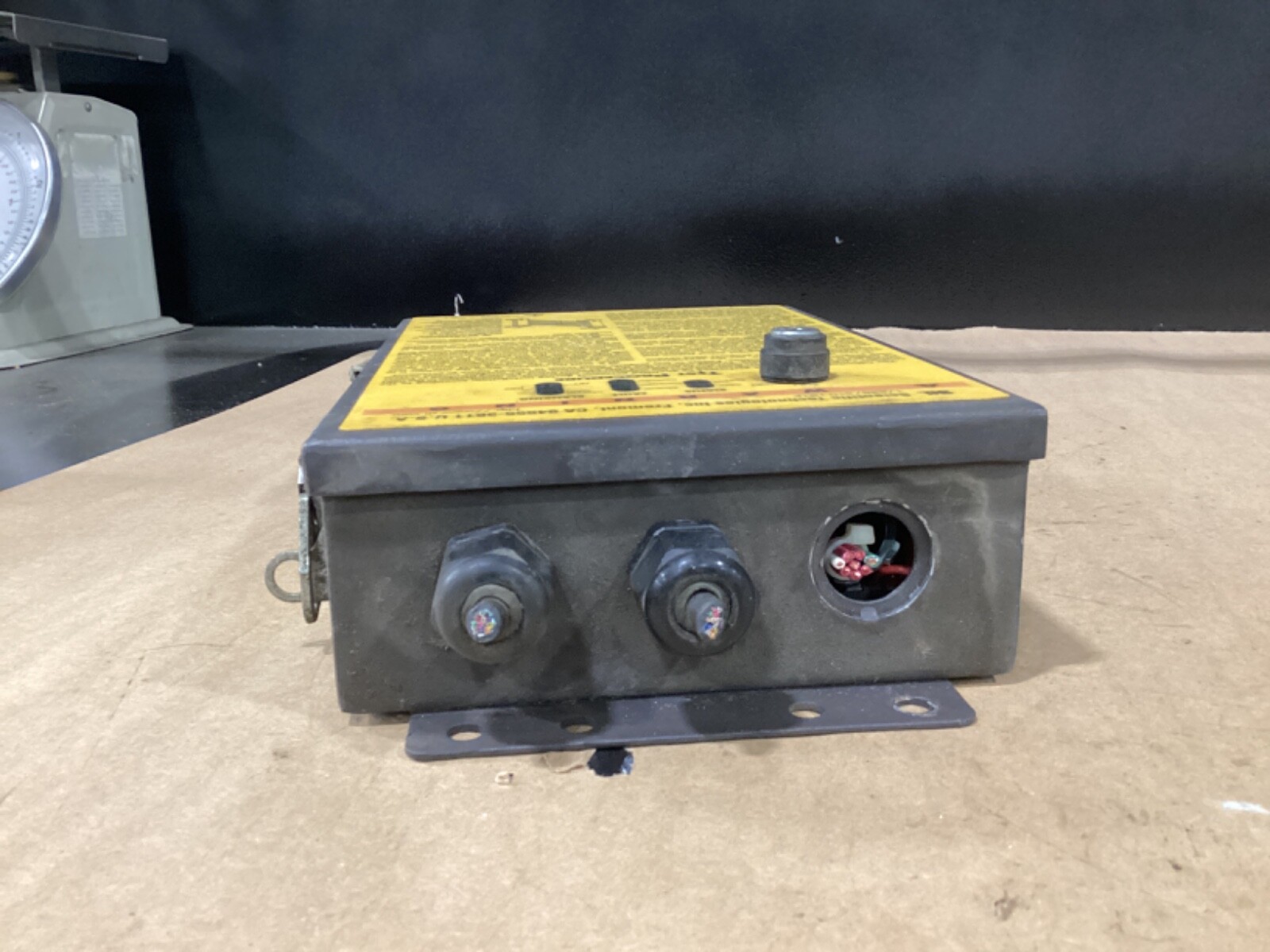 STI LIGHT CURTAIN CONTROLLER 70027-1002 LCCK-FB-AC1-U #101F20FML