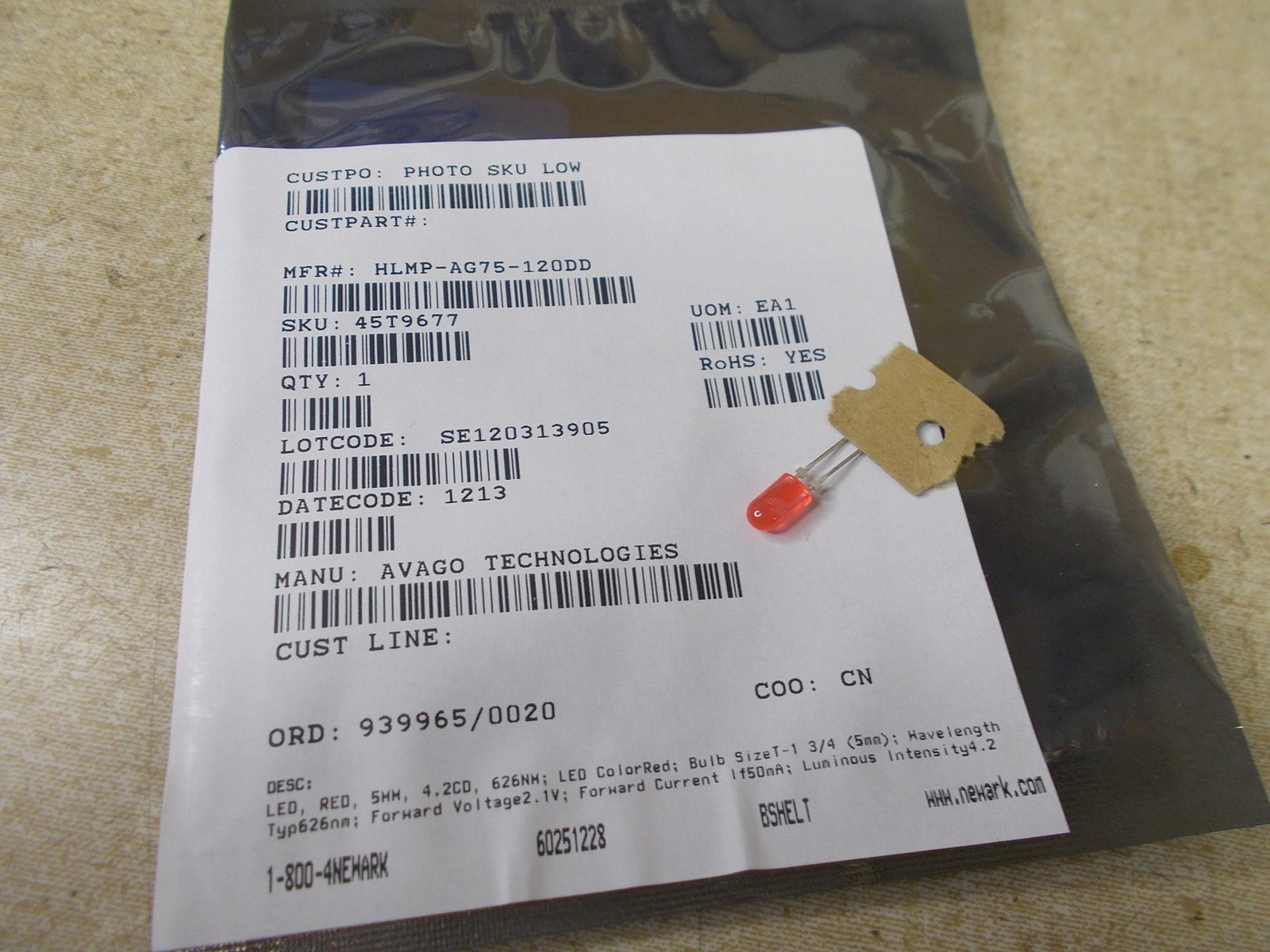 NEW Avago Tech LED RED HLMP-AG72-120DD *FREE SHIPPING*