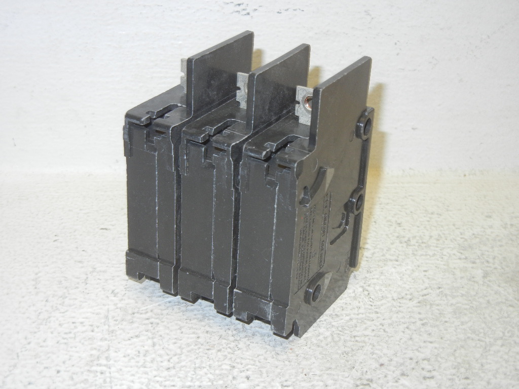 SIEMENS BQ3B030 USED 30A 3 POLE CIRCUIT BREAKER BQ3B030
