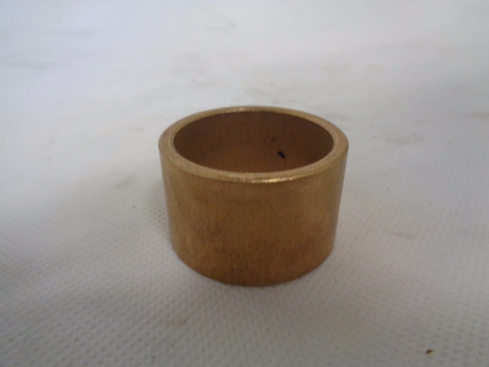 NEW OILITE BRONZE BUSHING OD 1-5/8XID 1-3/8X1L