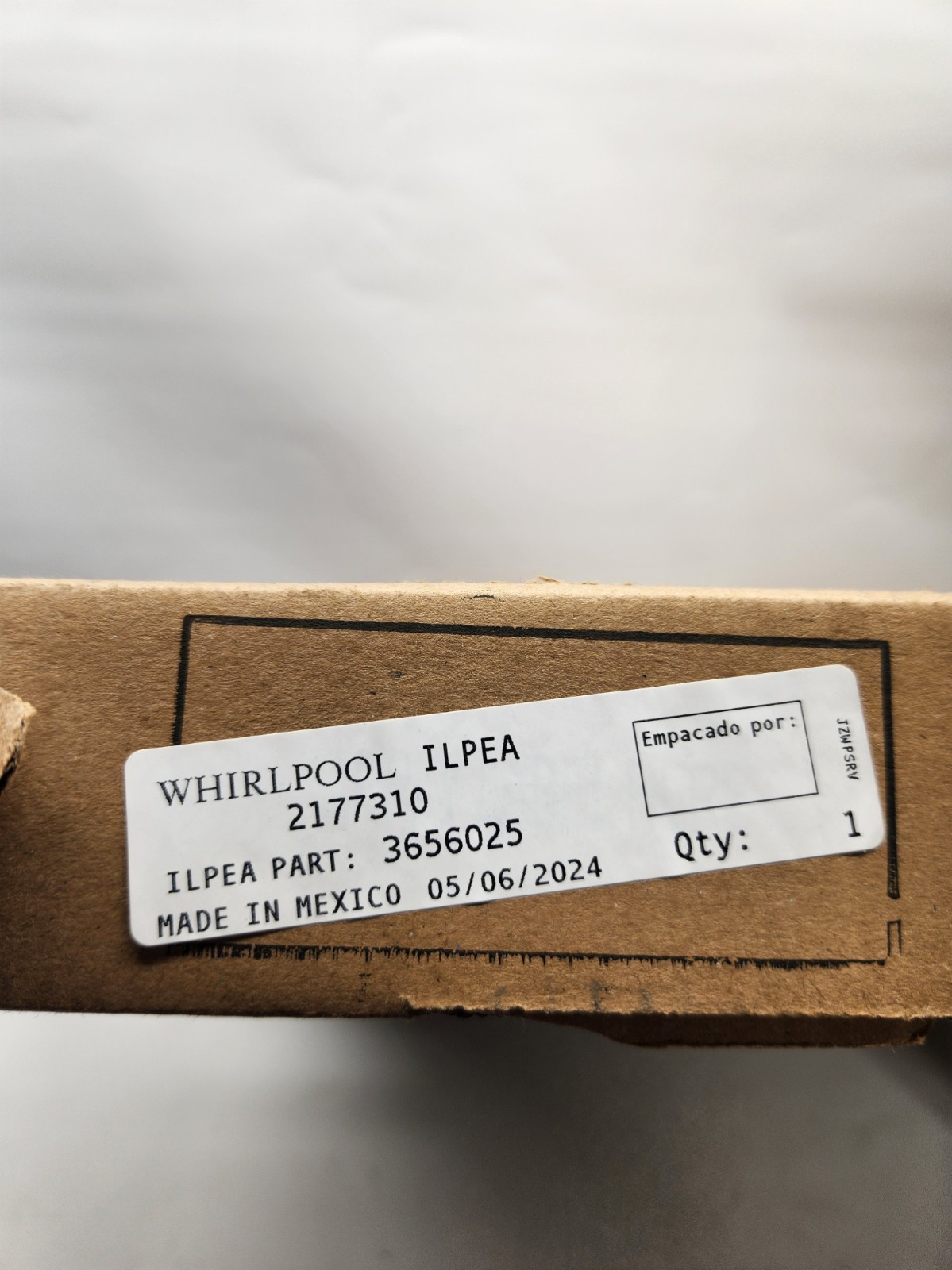Whirlpool 2177310 Gasket-Door FIP 1/2″ Black Rubber Seal