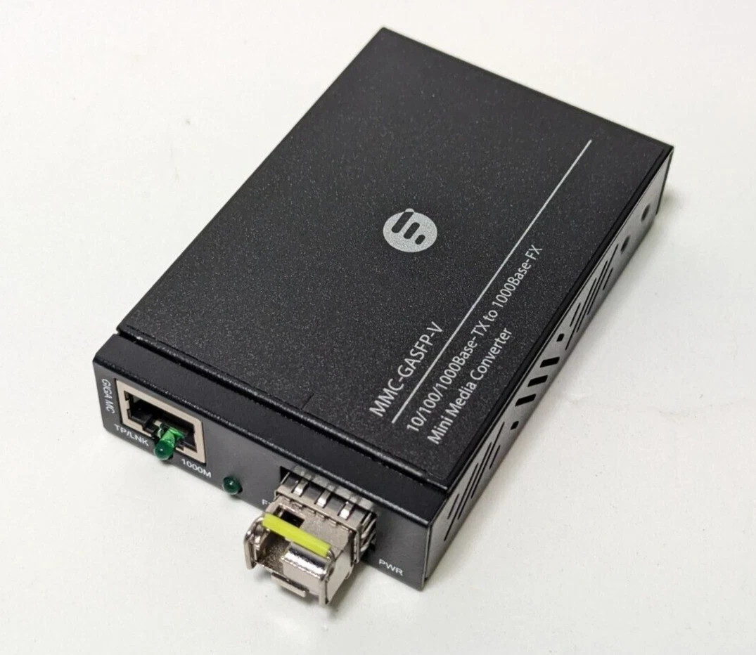 FS MMC-GASFP-V Mini Media Converter 10/100/1000Base-TX to 1000Base-FX RJ45 – SFP