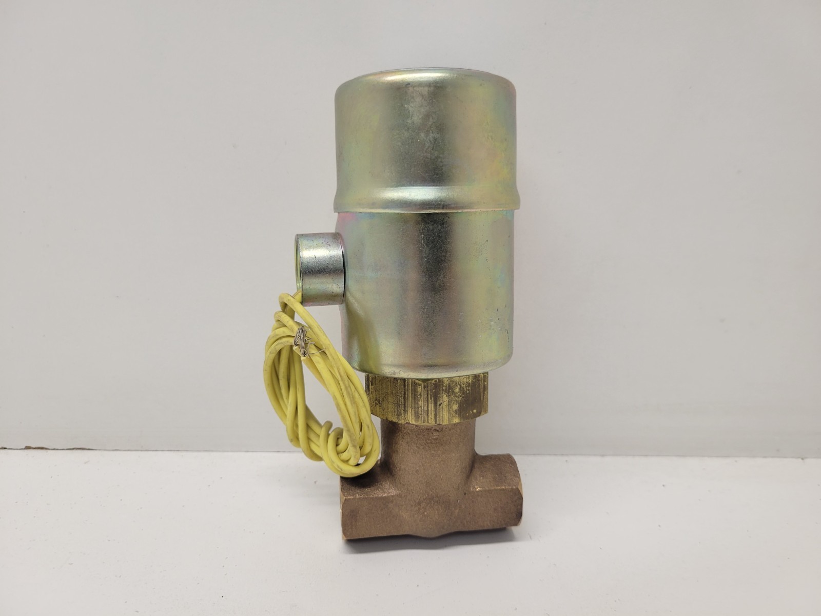 NEW OLD STOCK! GOULD 3/8″ 20-1200PSI 120V SOLENOID WATER VALVE AHP
