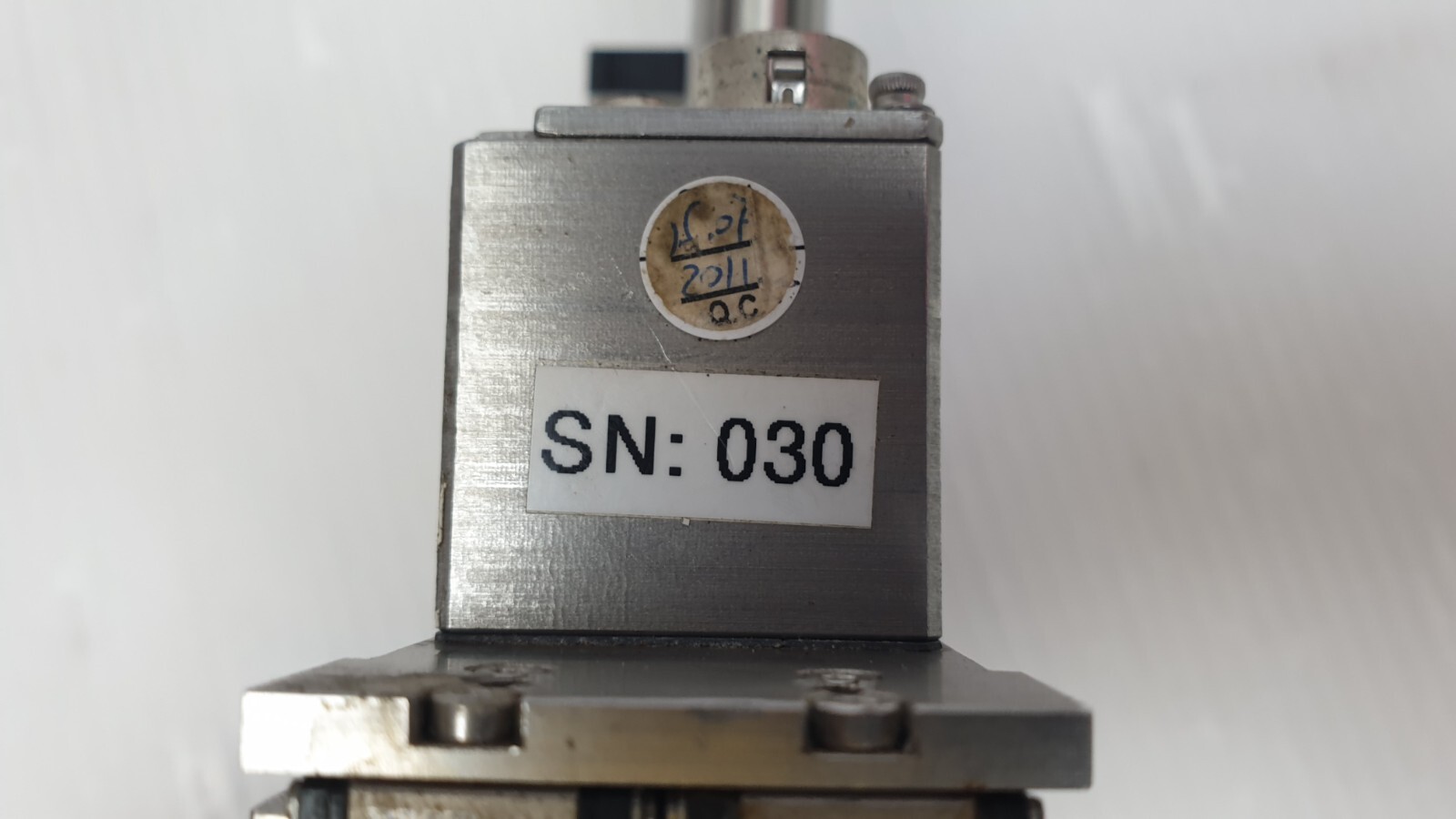 Jordan Valley Bruker ASSY with Spectra-Physics Micro-Controle TRA12CC