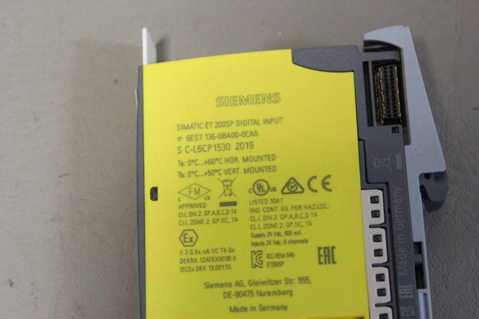 SIEMENS SIMATIC ET 200SP ELECTRONIC MODULE 6ES7 136-6BA00-0CA0 WITH BASE