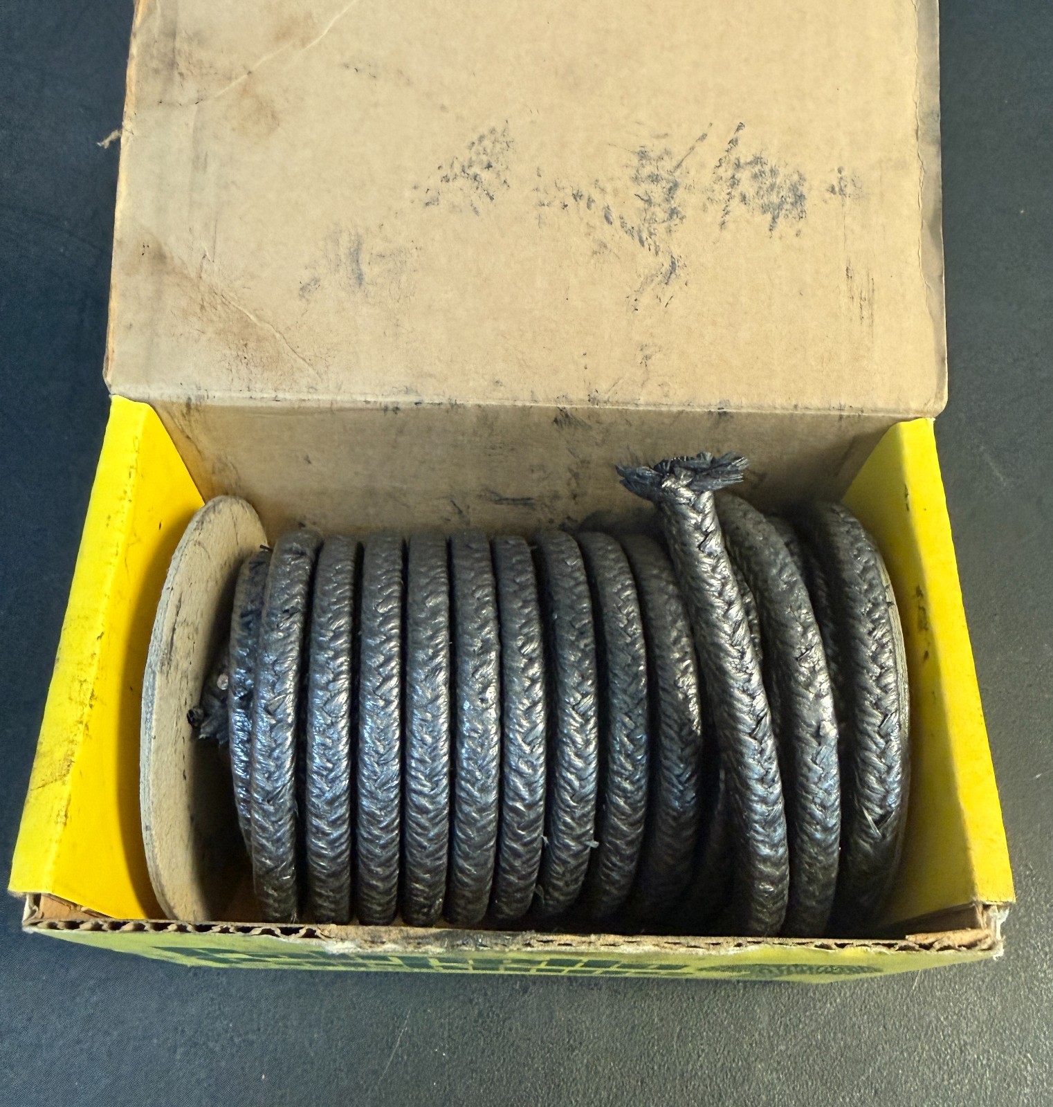 Palmetto Packing 5/16″ PE1000 Graphite Filament.
