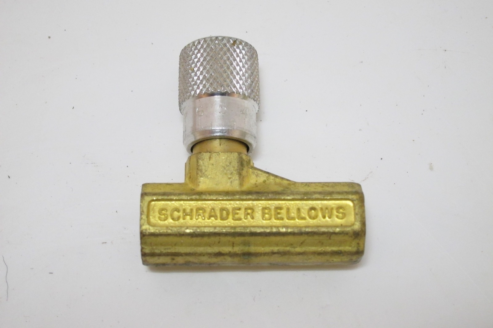New Schrader Bellows 337-1011 Flow Control Valve 
