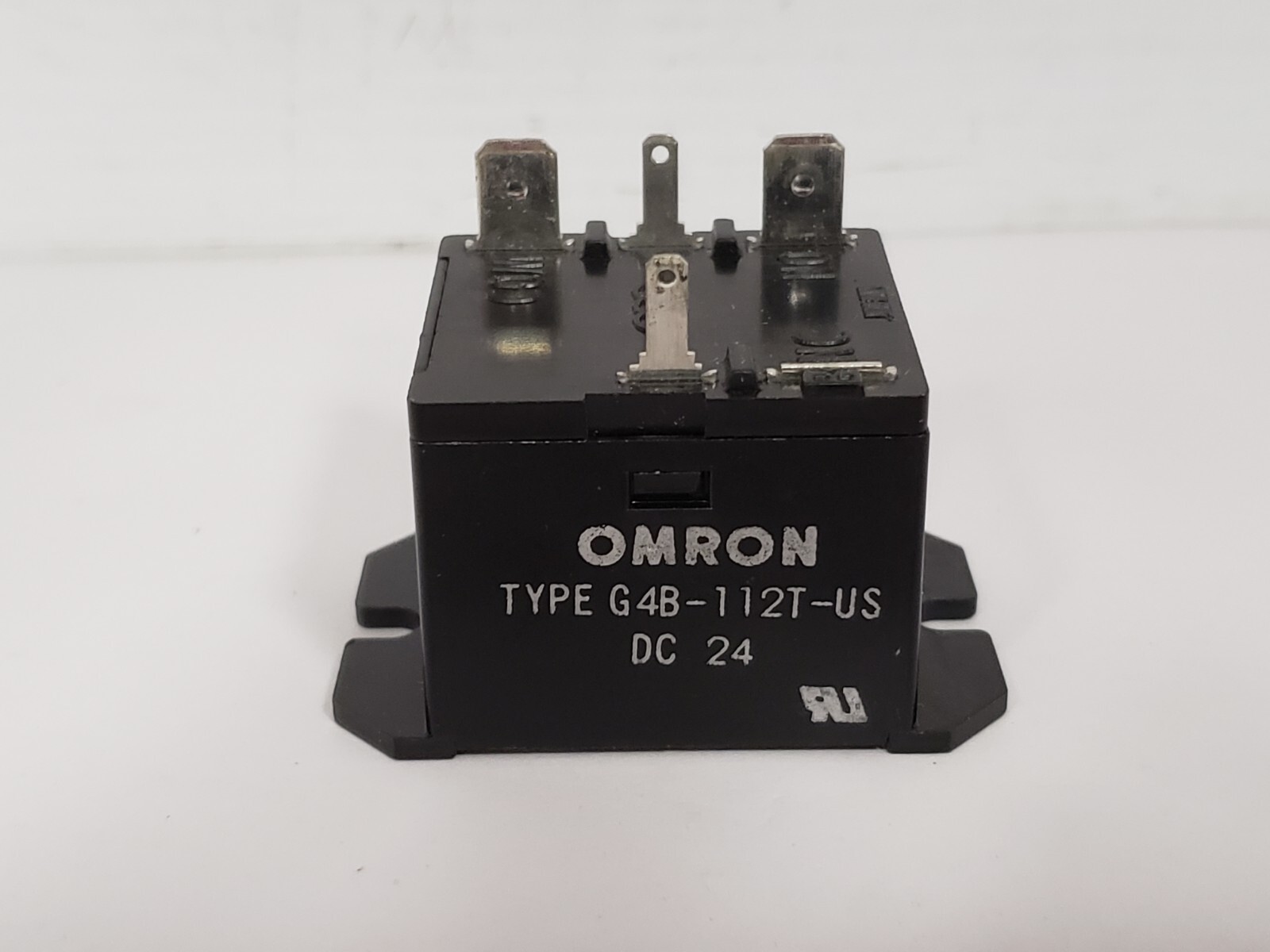 OMRON G4B-112T-US-DC24 RELAY SPST-NO 4 PIN