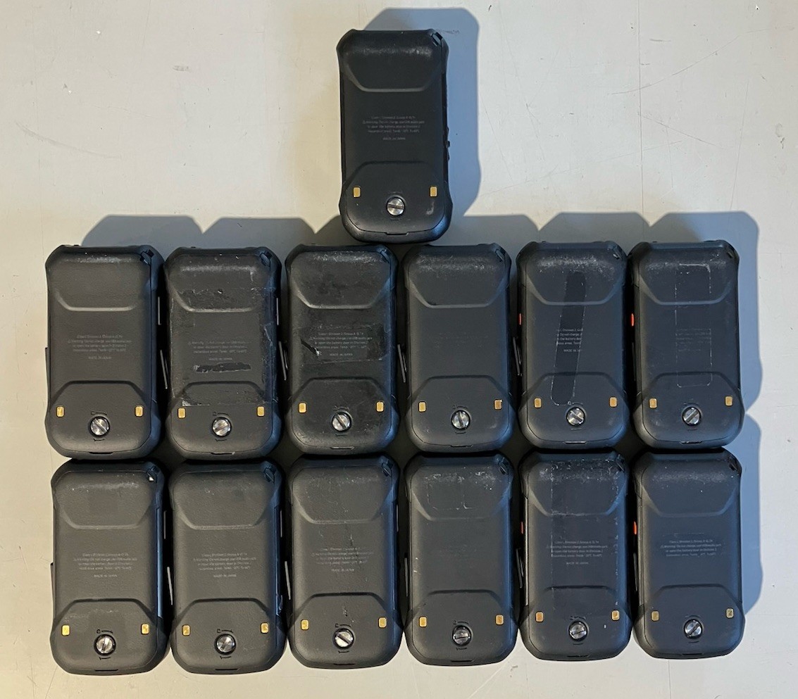 Kyocera DuraXV Extreme+ (E4811) 4G LTE Flip Phone Verizon Clean IMEI – Lot of 13