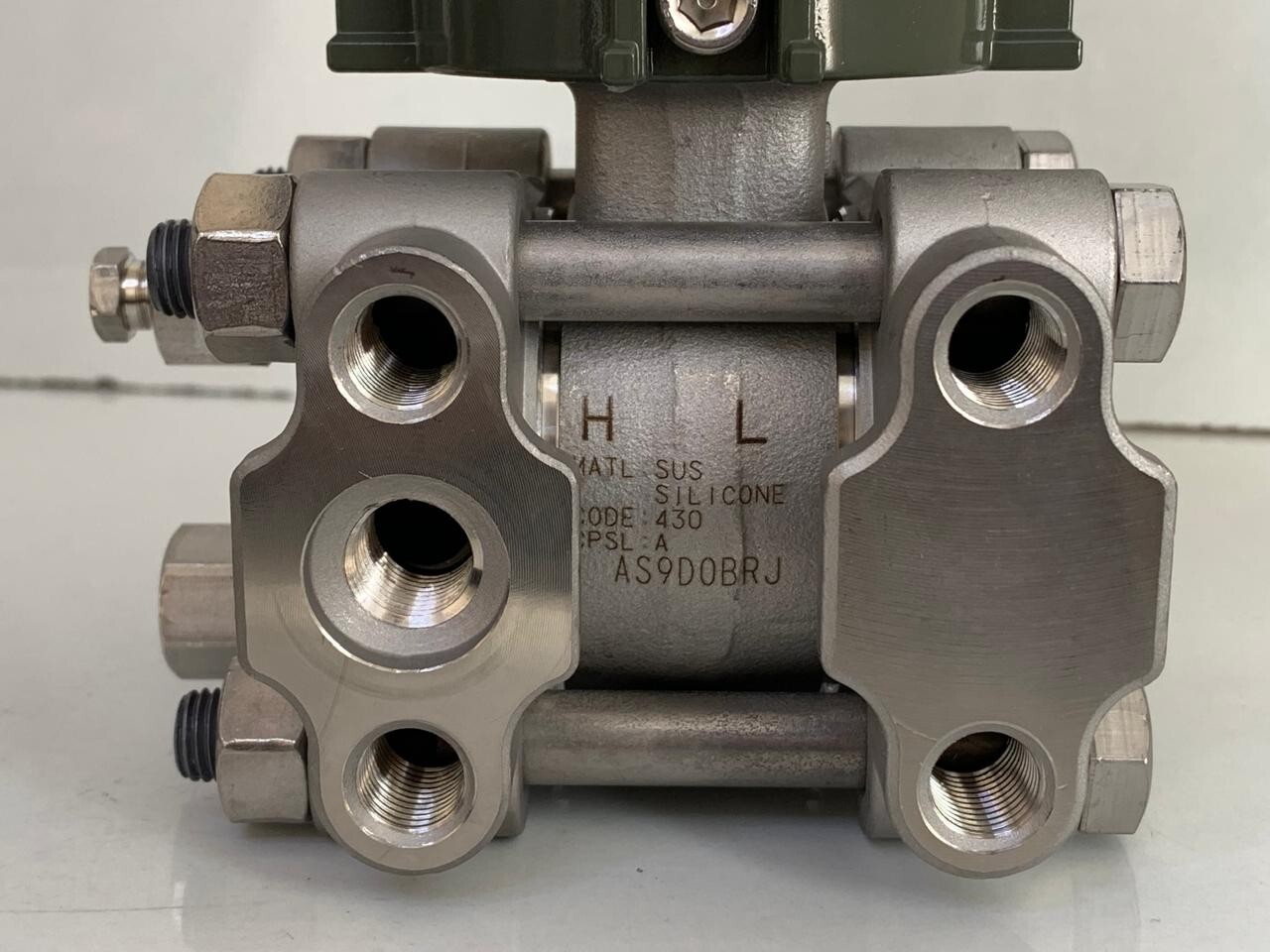 Yokogawa / Transmitter / EJA430A / S1 / MWP 30 BAR, CAL. RNG 0-30 BAR
