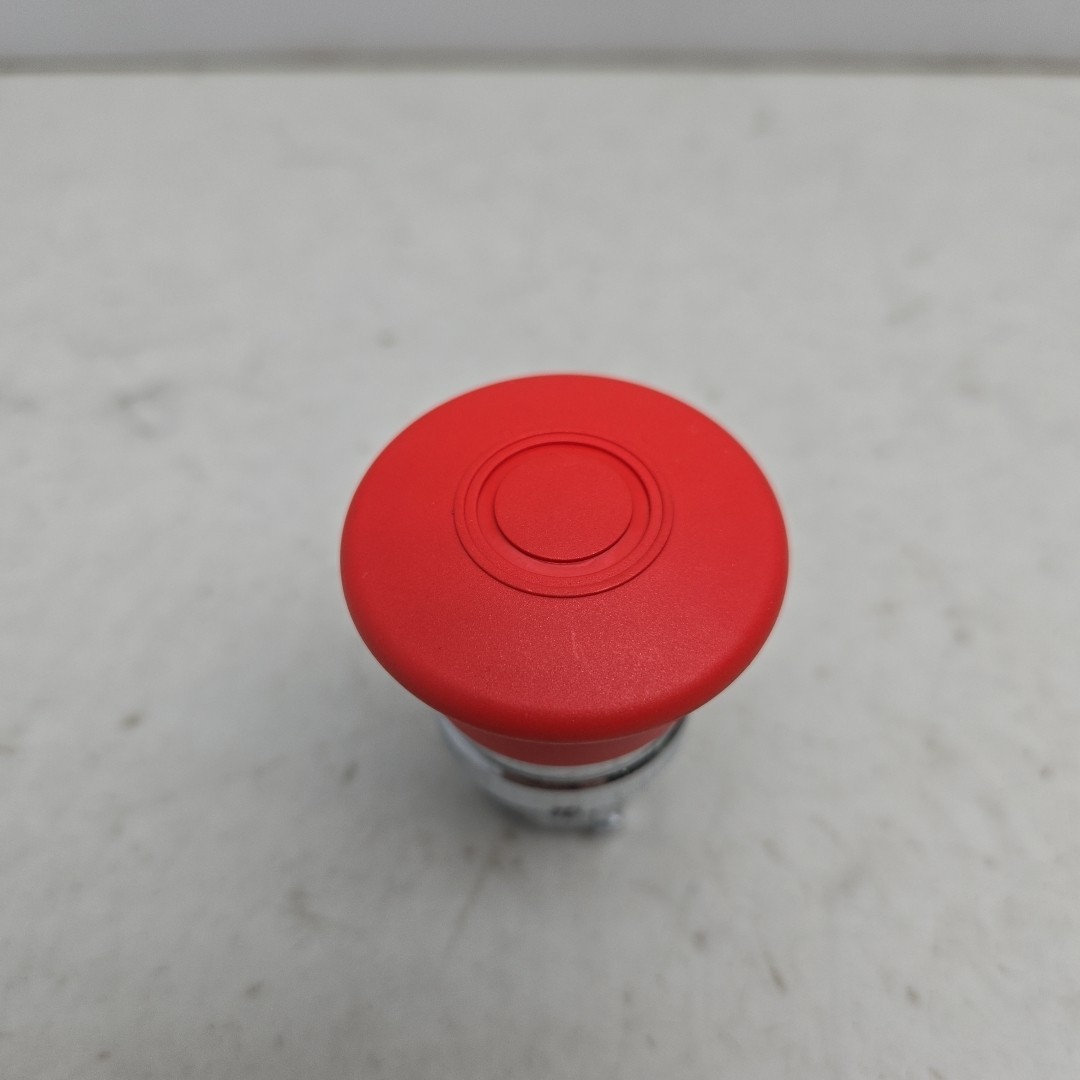 2 Pack Telemecanique ZB4BT4 Emergency Stop Push Button 22mm New Lot of 2