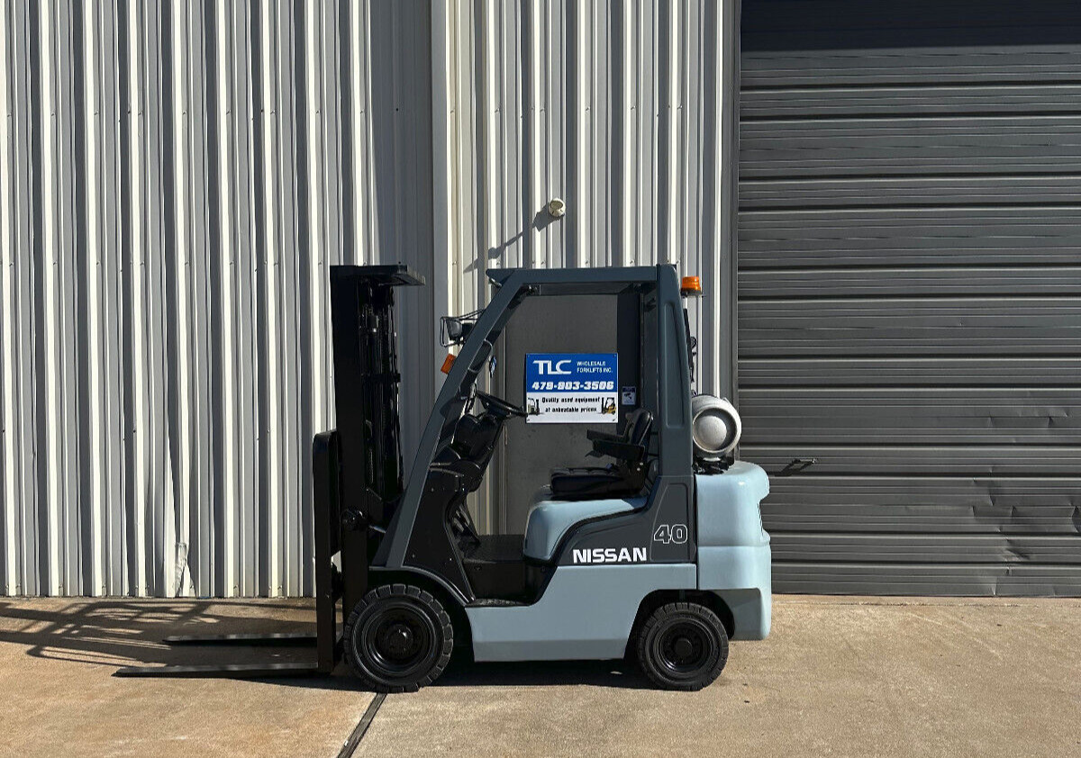 2013 Nissan Propane Forklift MP1F1A20LV 4000lb lift Triple 187″ – 2084 hrs