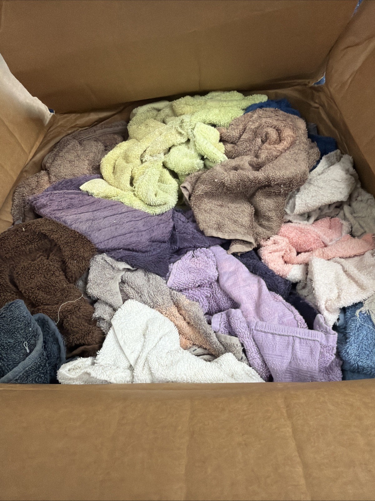 Renown Recycled Colored Terry Towels & Robes 25 LBS 515-25N REN06319-HP