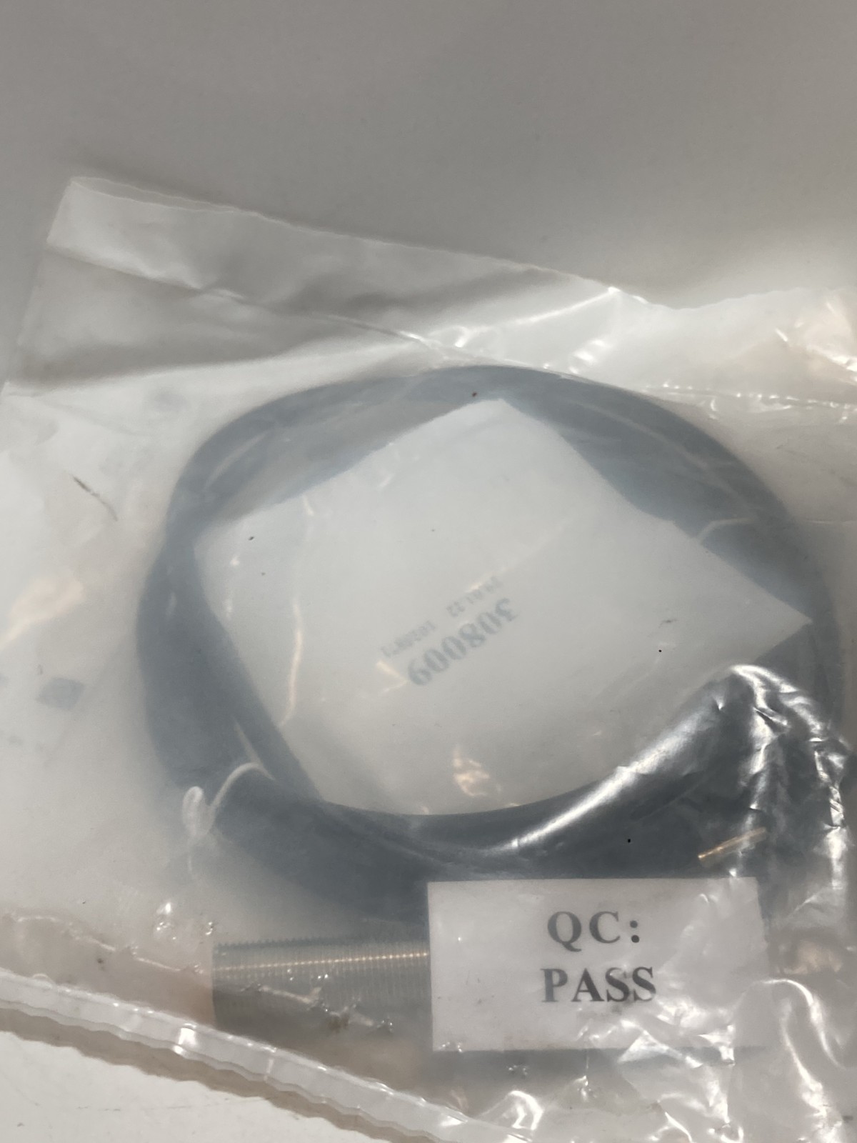 IFM IFB2002-FRKG/PH (IF5723) INDUCTIVE SENSOR 2MM SEN 10-30VDC 150MA NIB