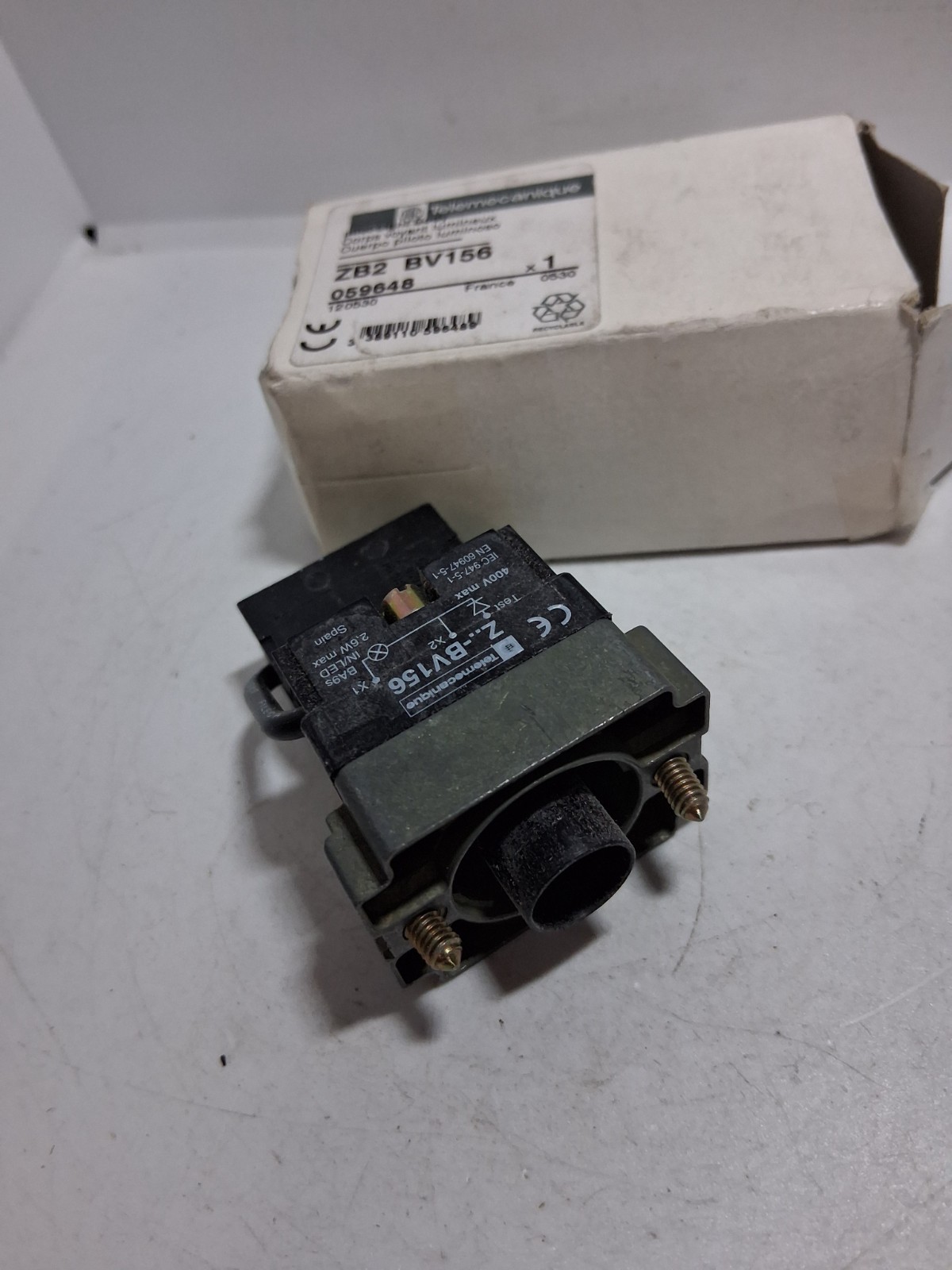 TELEMECANIQUE ZB2 BV156 REMOTE TEST PILOT LIGHT BODY FOR 22MM PUSHBUTTON NIB