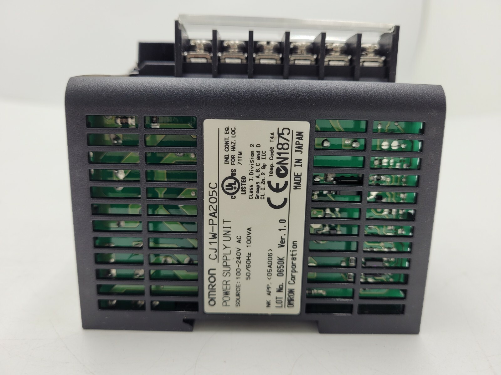 OMRON POWER SUPPLY UNIT CJ1W-PA205C NEW