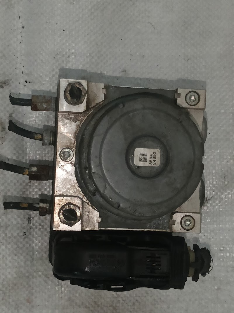 Mazda ER100 ABS PUMP Ate D09J437A0A Brake Actuator Pump 06.2109-7281.3