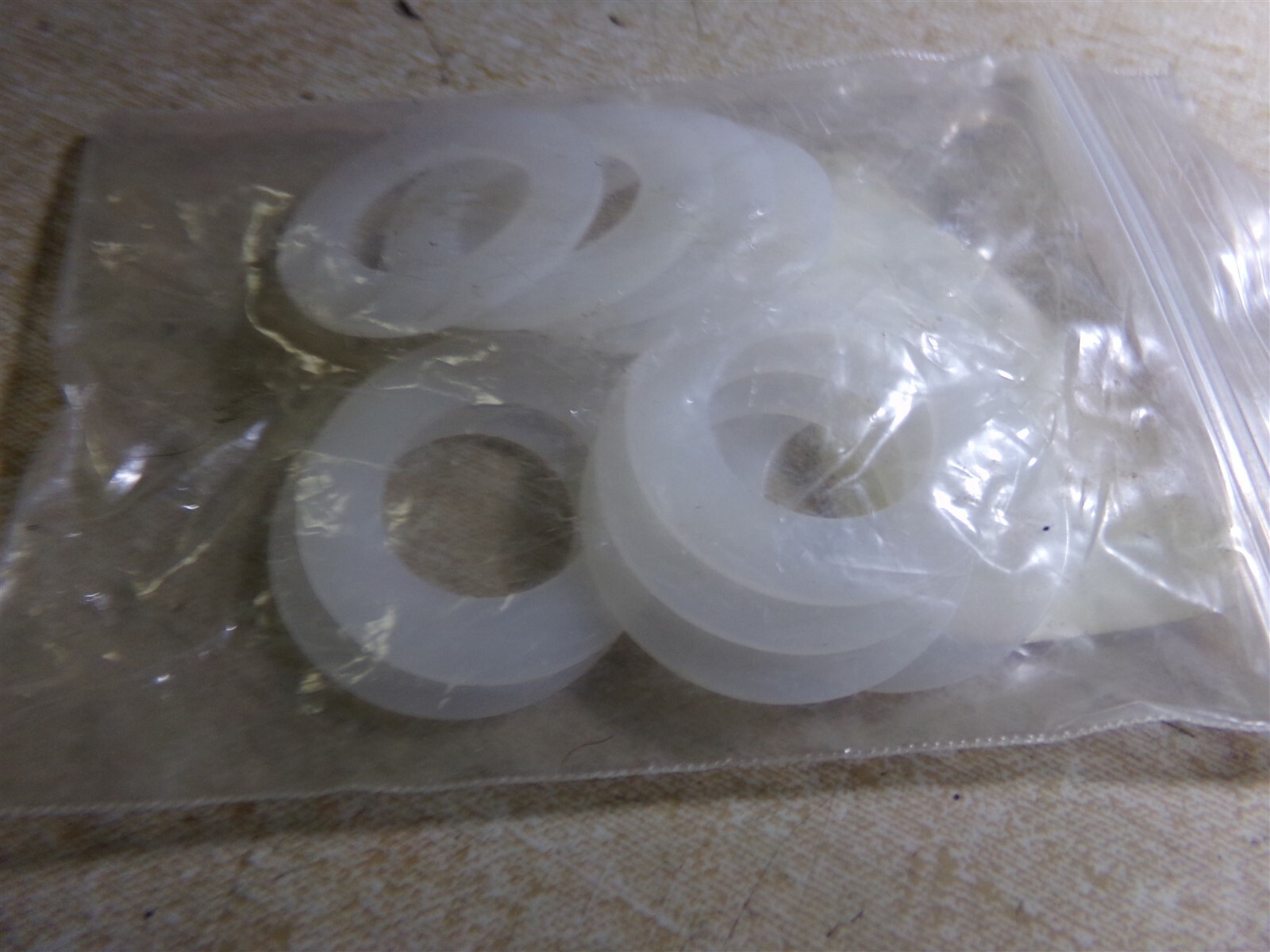NEW Plastic Washers/Sealing Rings 5XU76 *FREE SHIPPING*