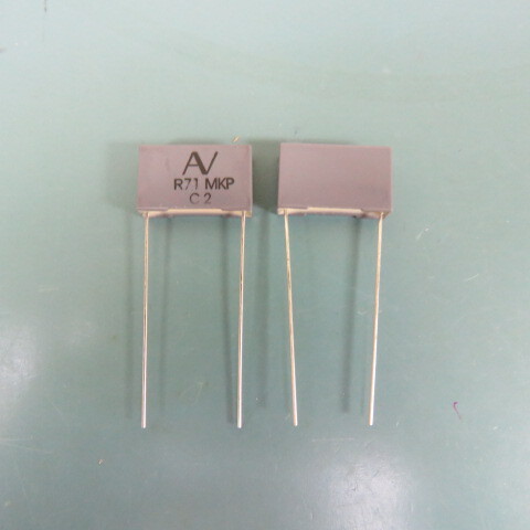 ARCOTRONICS (KEMET) R71MI32204000K Qty of 200 per Lot 0.22 �F Film Capacitor 22