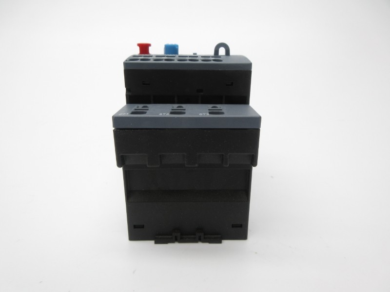 SIEMENS 3RA2813-1AW10 24VAC NSMP