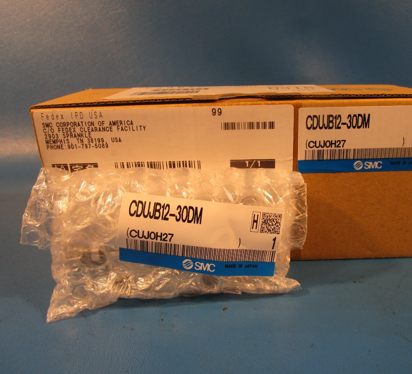 SMC CDUJB12-30DM, Compact Cylinder, 12mm Bore, 30mm Stroke, Double Acting