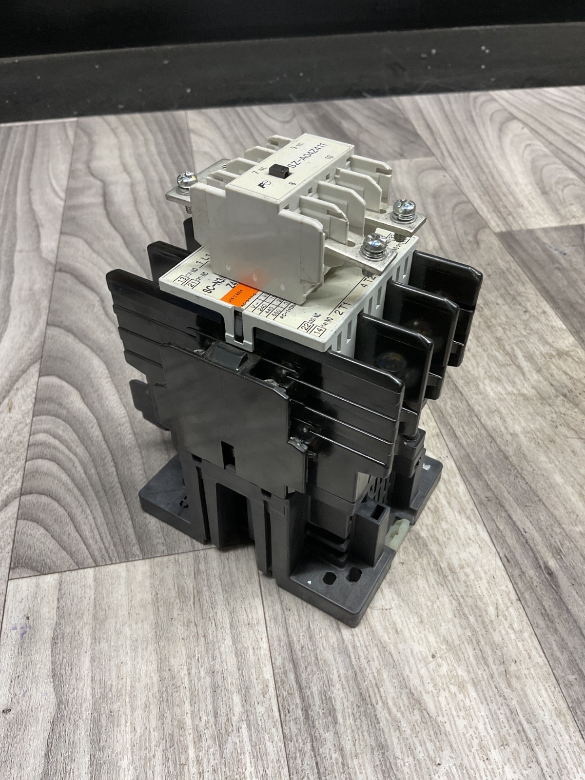 FUJI ELECTRIC SC-N3/G CONTACTOR #4030D141PR5SI