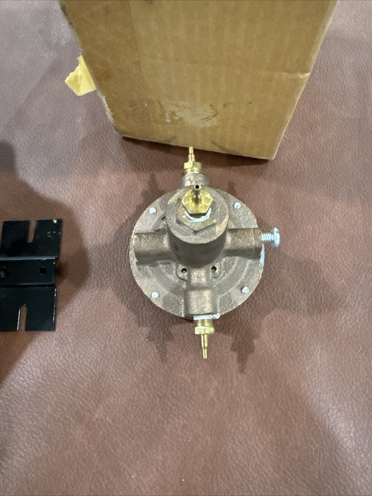 Johnson Controls V-6133-1 Air Switching Valve W/ Adapters 1/8” 3 Way Valve #JB3