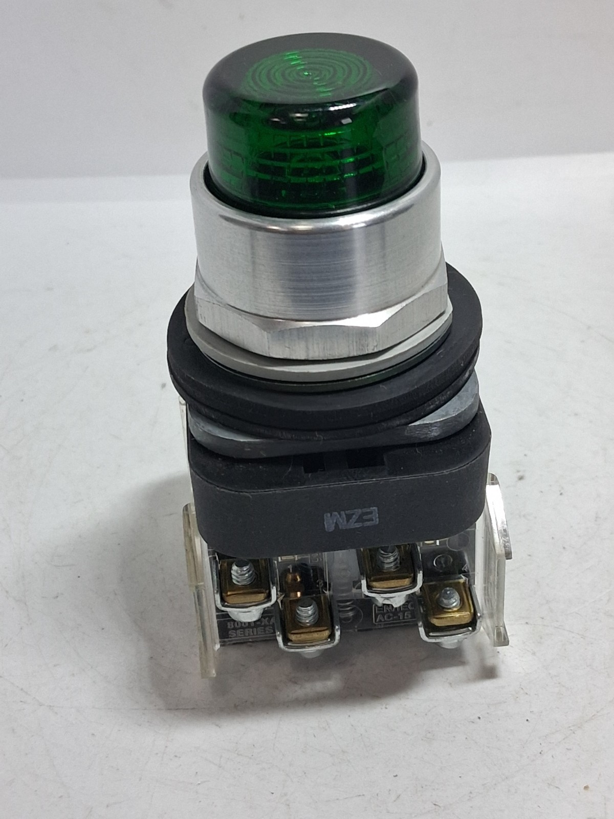 ALLEN BRADLEY 800T-QB24G PUSHBUTTON ILL 24VAC/DC GREEN 1NO/1NC SERIES T NNB