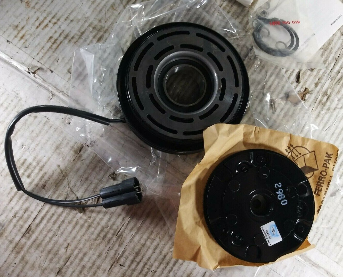 1 NEW FRIGETTE 205-394 A/C COMPRESSOR CLUTCH ASSEMBLY NIB ***MAKE OFFER***