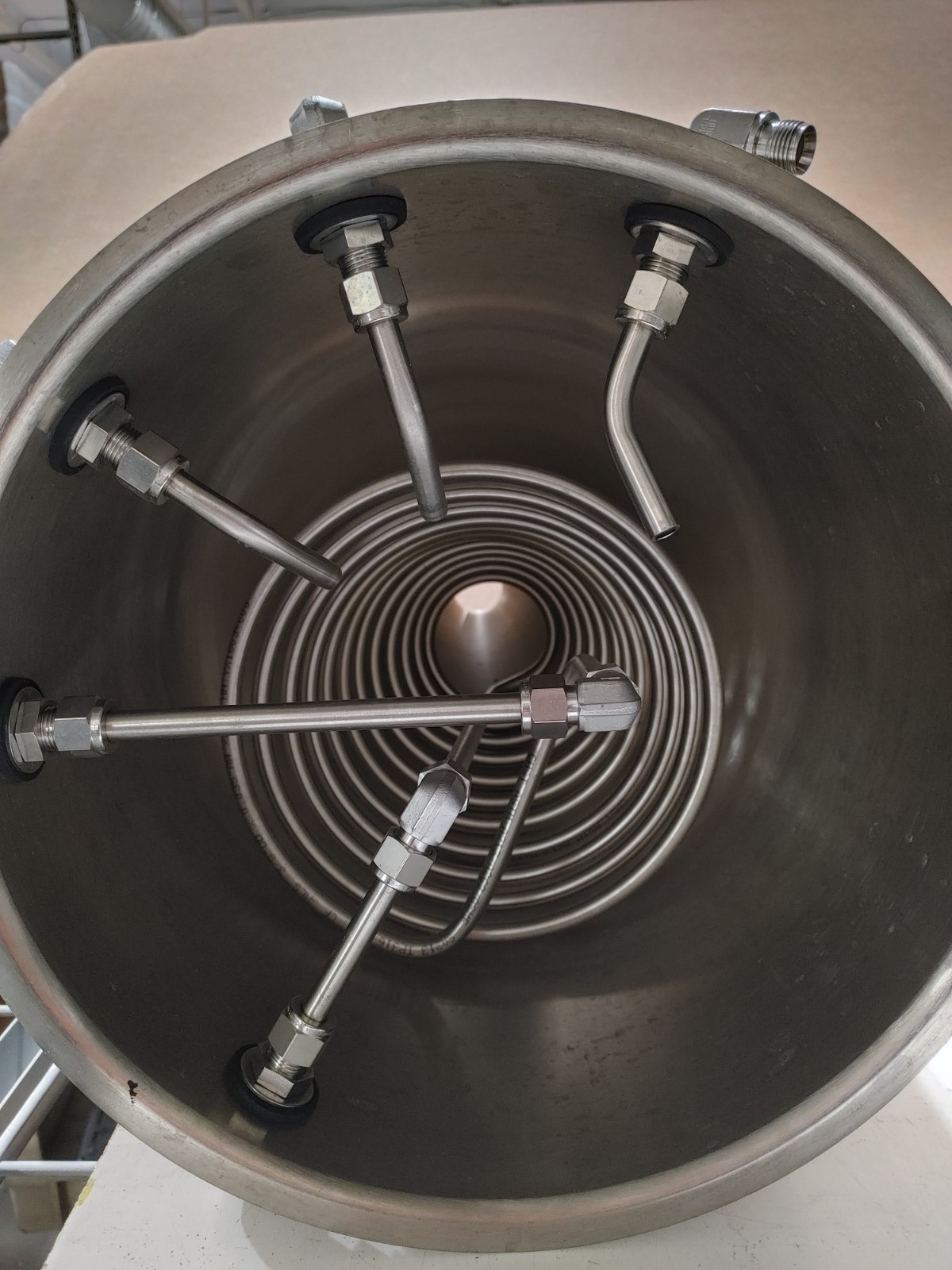 Stainless Steel Conical Process Vessel with Internal Helical Coil