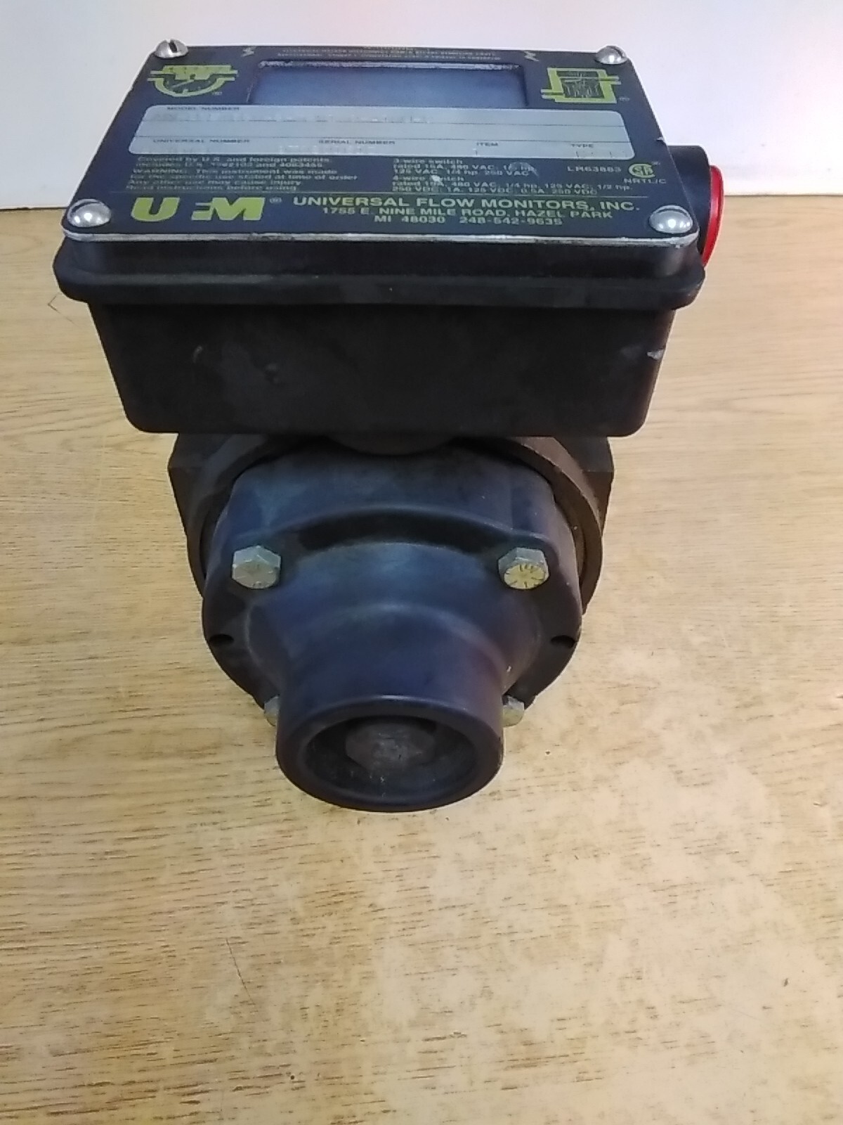 UFM Universal Flow Monitor MN-BSE16GM-8-32V1.0-A1NU-C