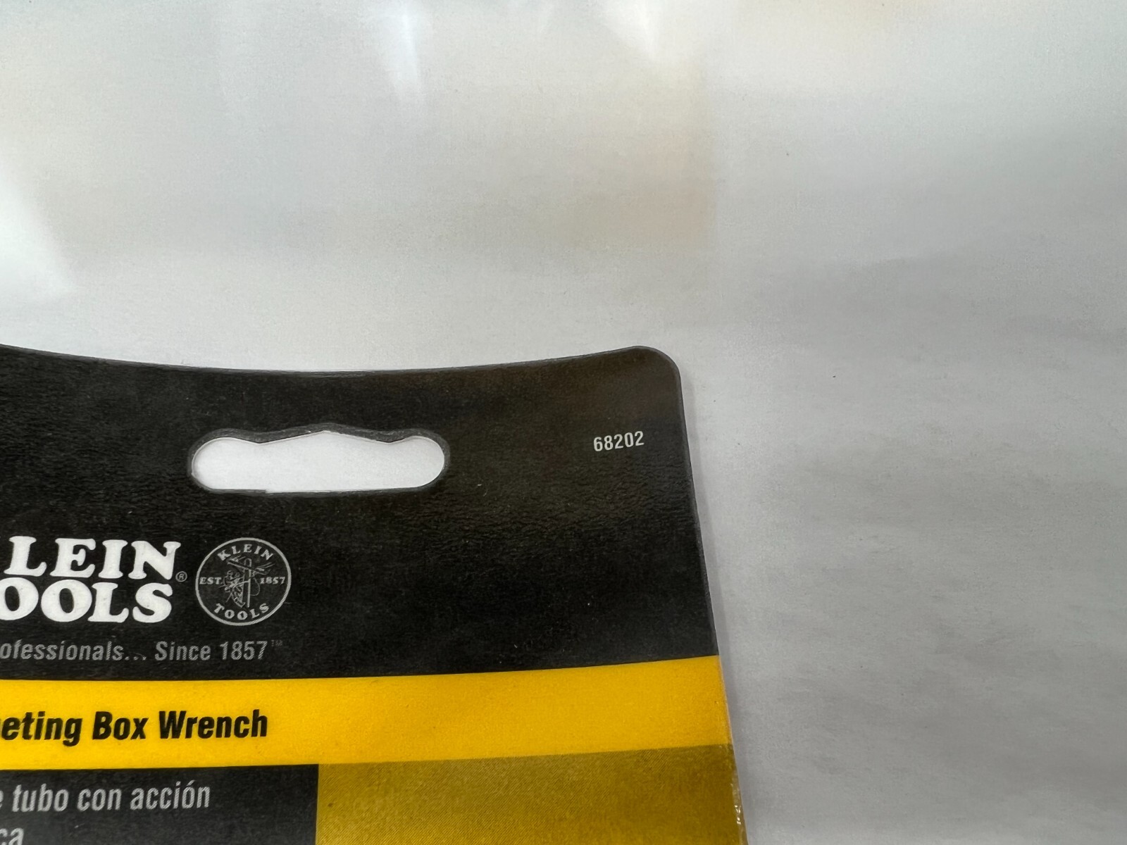 NEW Klein Tools 68202 Ratcheting Box Wrench 1/2 in. x 9/16 in. 12-Point NIB