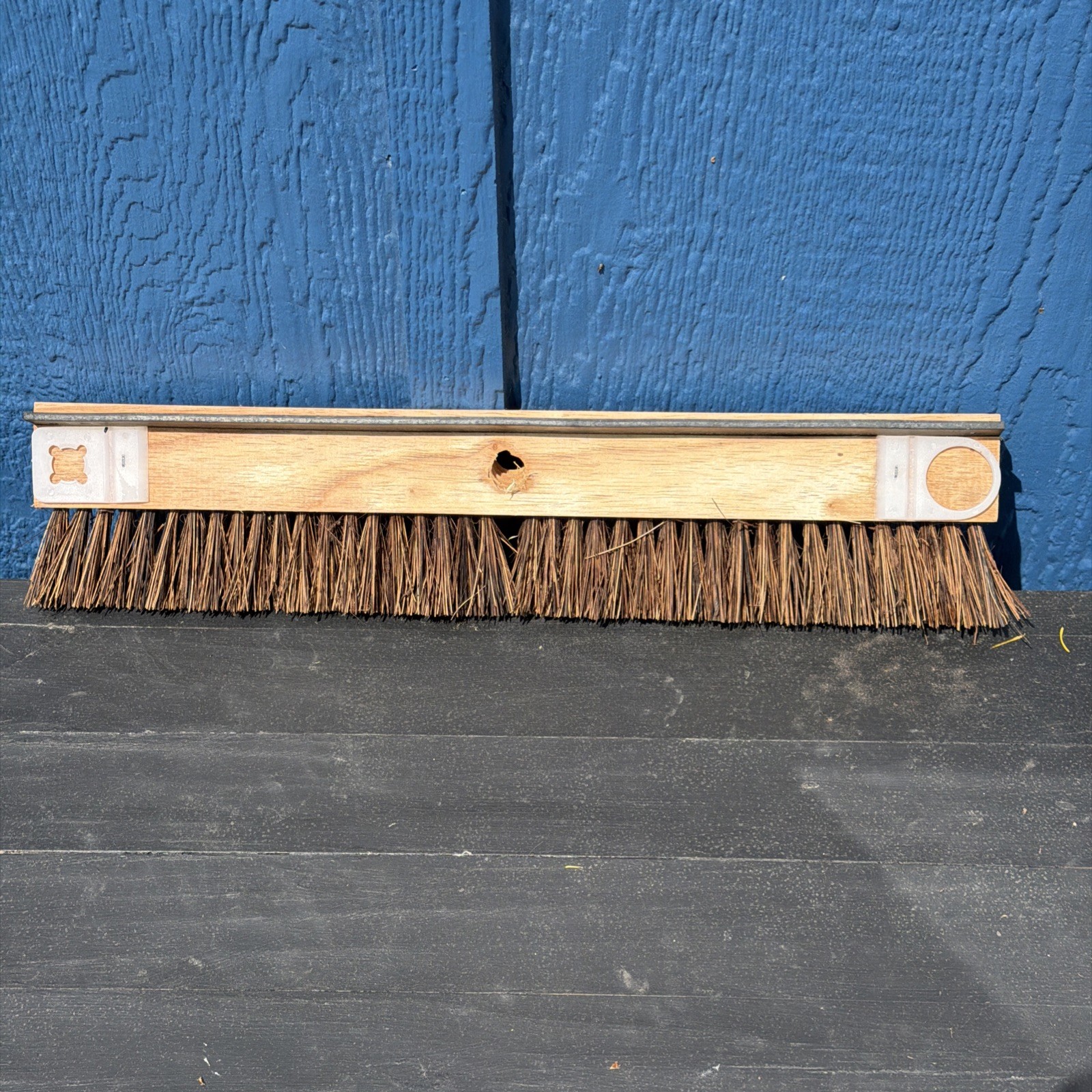 Asphalt Coating Broom/Squeegee 18 in