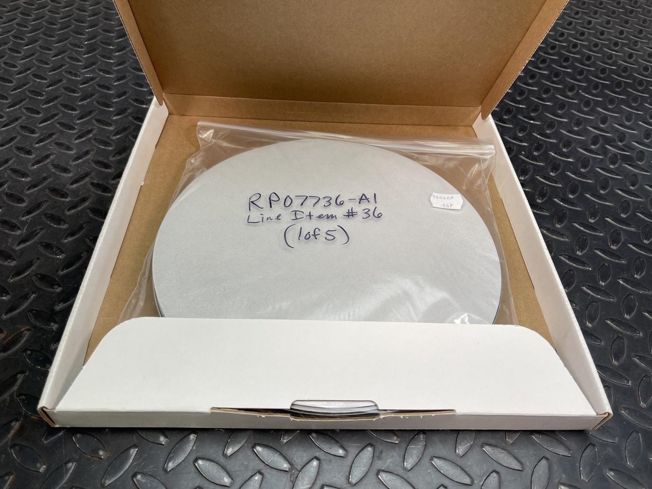 Buehler 40-7920 Chemomet 10″ PSA Polishing Cloths, Box of 10