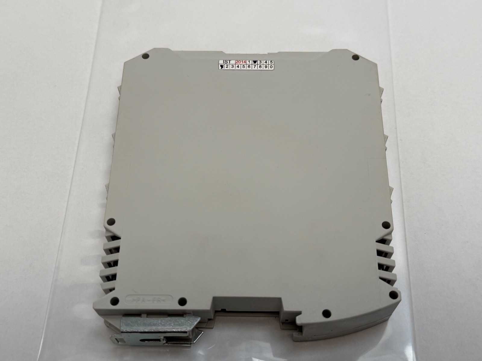 IST M710.1.12-34-M Configurable Safety Relay M71011234M