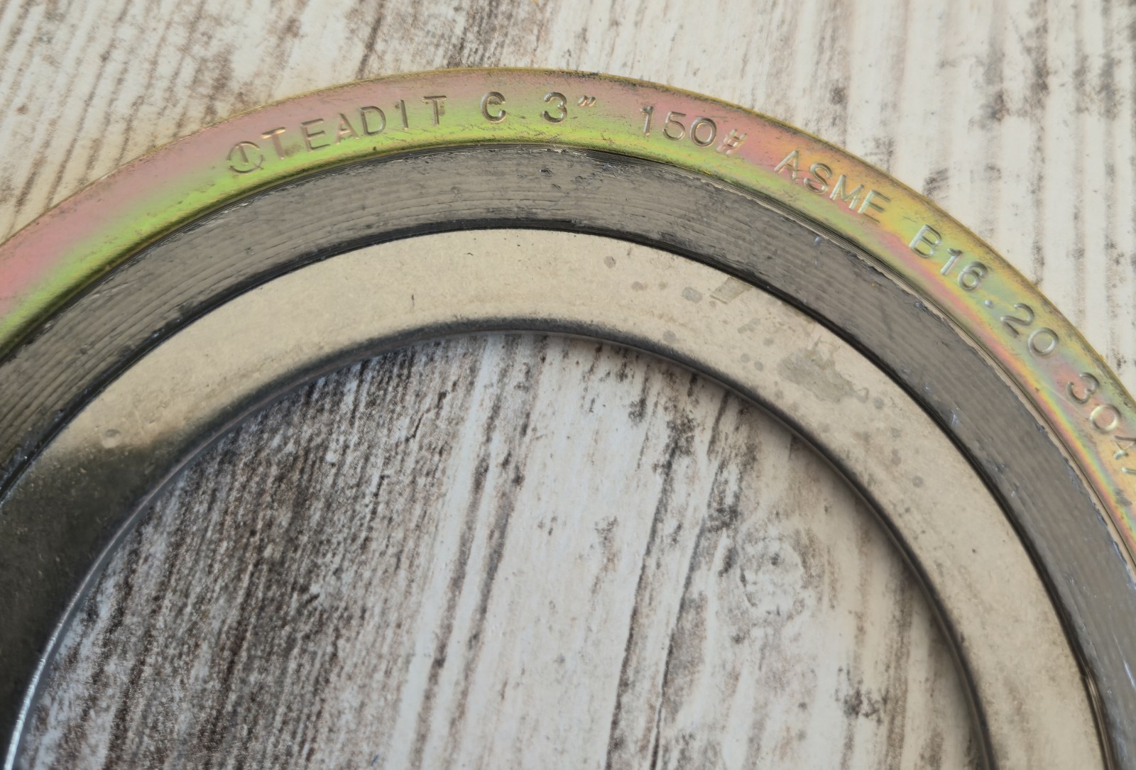 Teadit Spiral Wound Gasket 6″ 150# ASME B16.20 304 Stainless Steel / FG