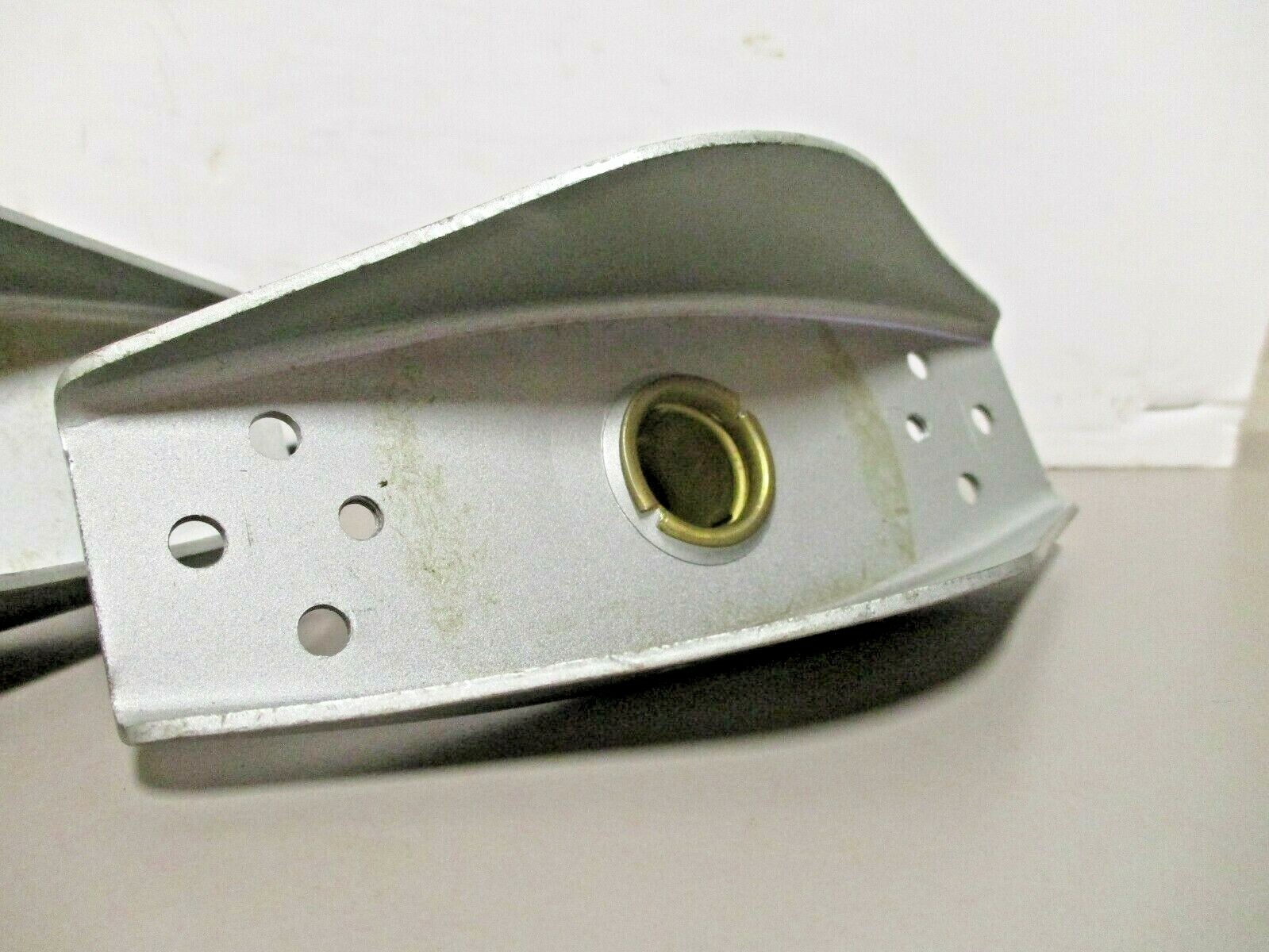 x2 Grote 4501 5-3/8″ Steel Lamp Housing Guard Not Complete