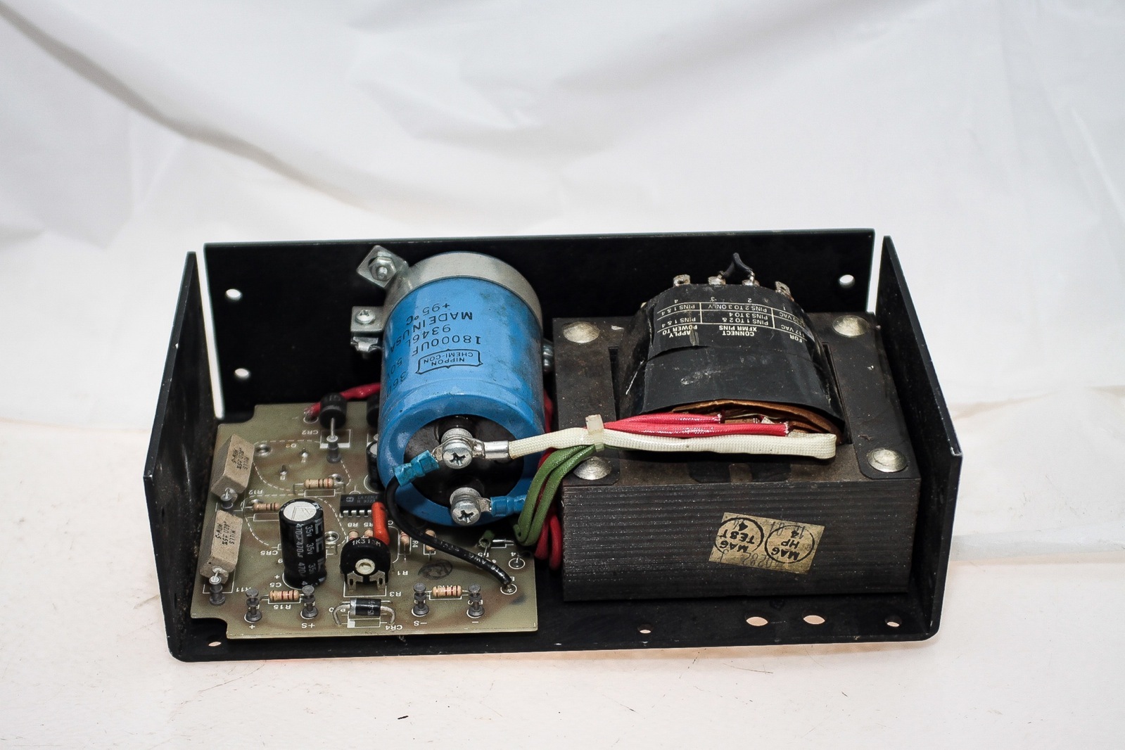 ELPAC SOLV 60-24 N/OVP 115/230VAC 60Hz IN 24VDC 4A OUTPUT POWER SUPPLY NEW (G04)