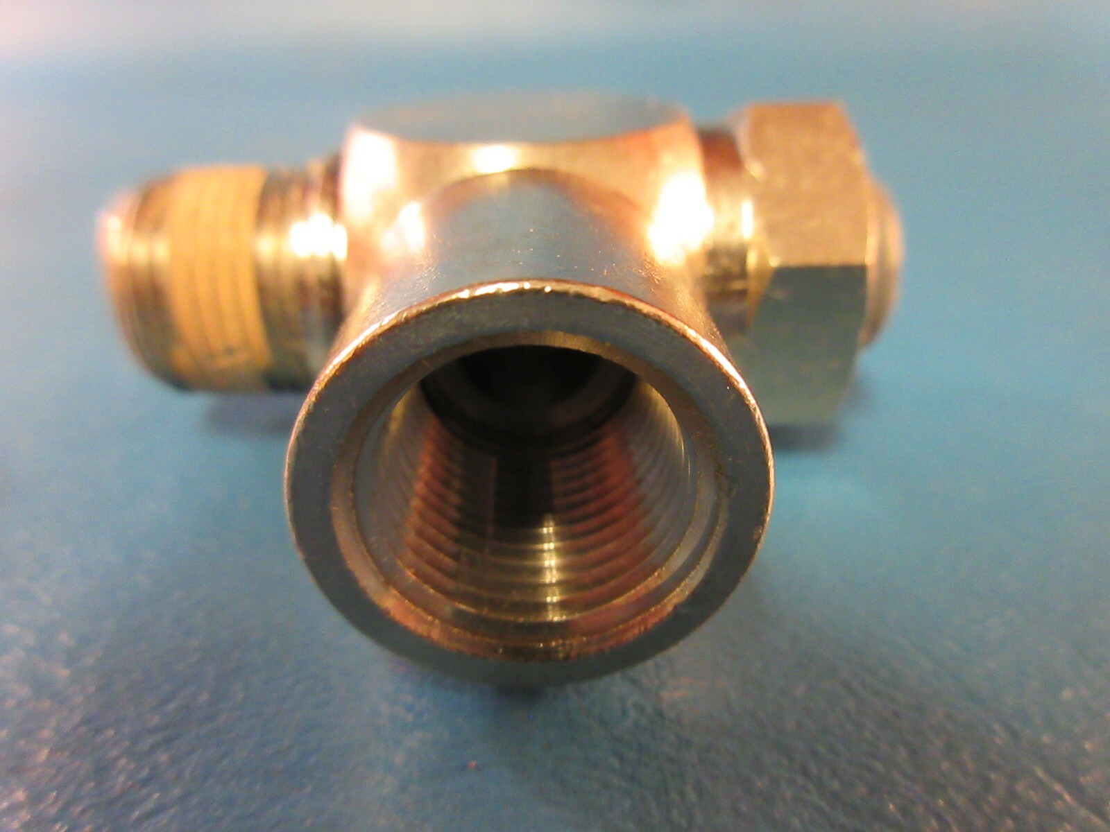 IMI Norgren 12VB03838 Elbow, Banjo Push In Flow Controls