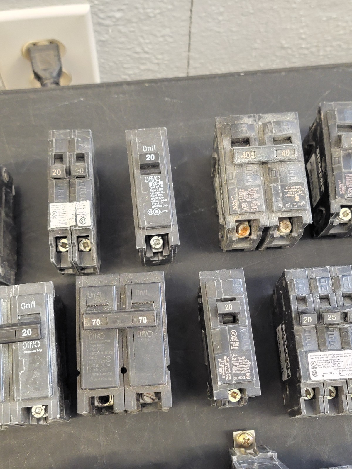 Lot of 32 Circuit Breakers Various Amps See Photos