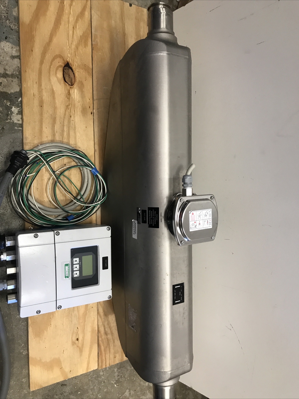 Endress & Hauser Promass P 83P50 -1HQ5/0 W/ Controller