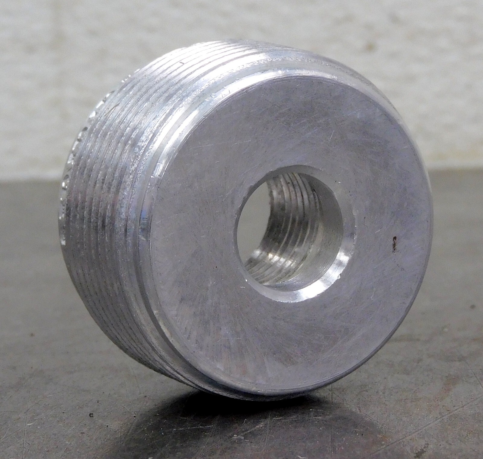 Eaton Crouse-Hinds RE51-SA Reducing Bushing 1/2″ X 1-1/2″ NPT Lot of Six (6)