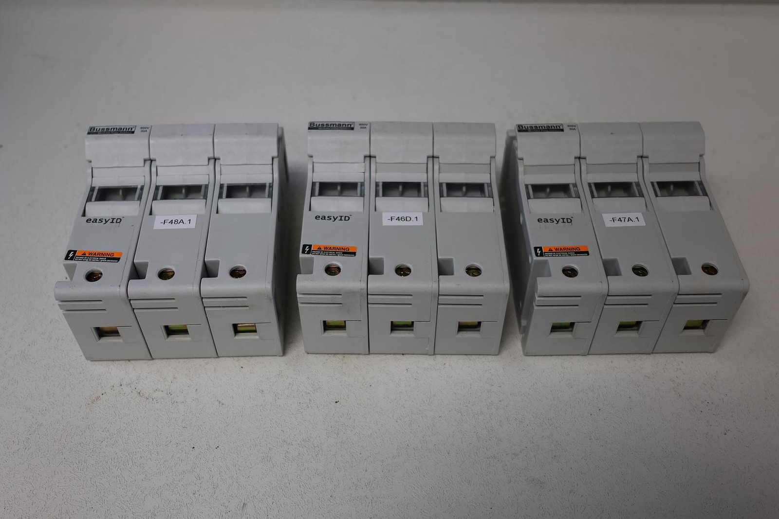 (Lot of 3)Bussmann CH30J3 Modular fuse holder– 30A, 600V, 3-Pole GHA-179