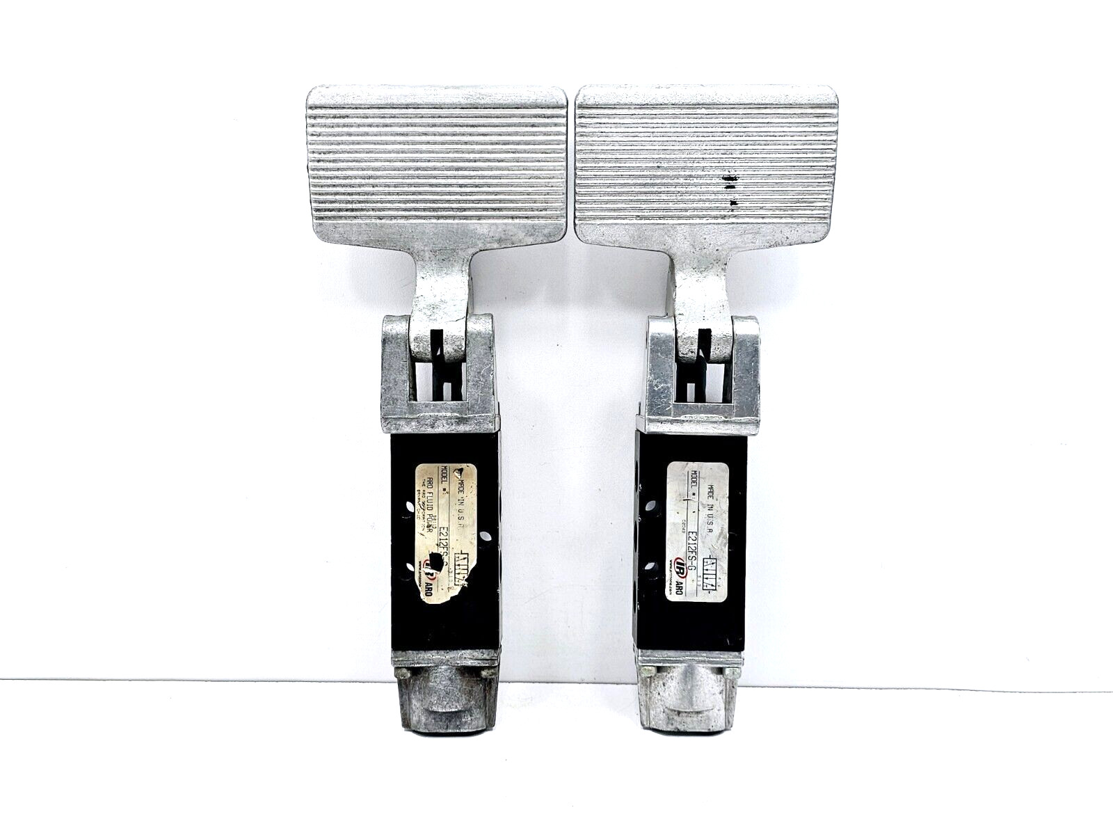 E212FS-G MANUAL AIR CONTROL ARO INGERSOLL RAND LOT OF 2