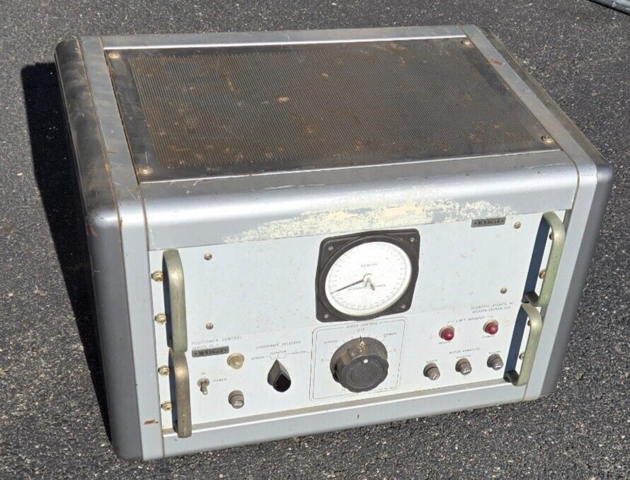 Used Scientific Atlanta Position Indicator Control PC-2 Model: PI3-1 w/ Cables