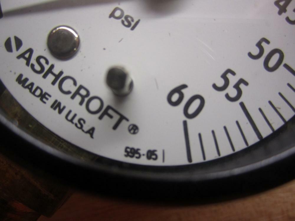 Ashcroft 20W1005-H-01L-XRG-60 Pressure Gauge 20W1005-H-01L Chipped Glass